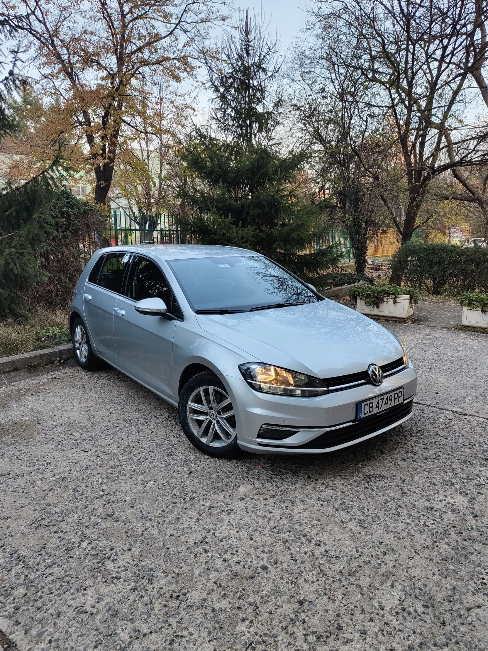 VW Golf 7.5 Гаранция - изображение 2