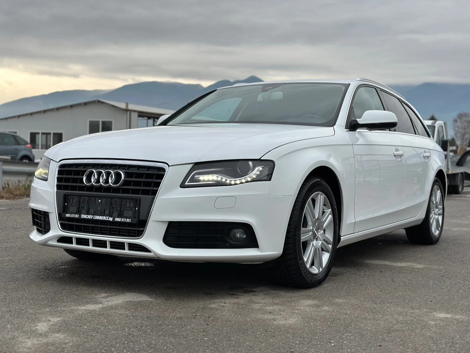 Audi A4 2.0-TDI-LED-XENON-BI XENON-AUTOMAT-TOP-NEW-FULL - изображение 3