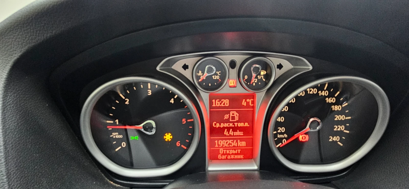 Ford Focus 1, 6 diesel ГЕРМАНИЯ - изображение 9