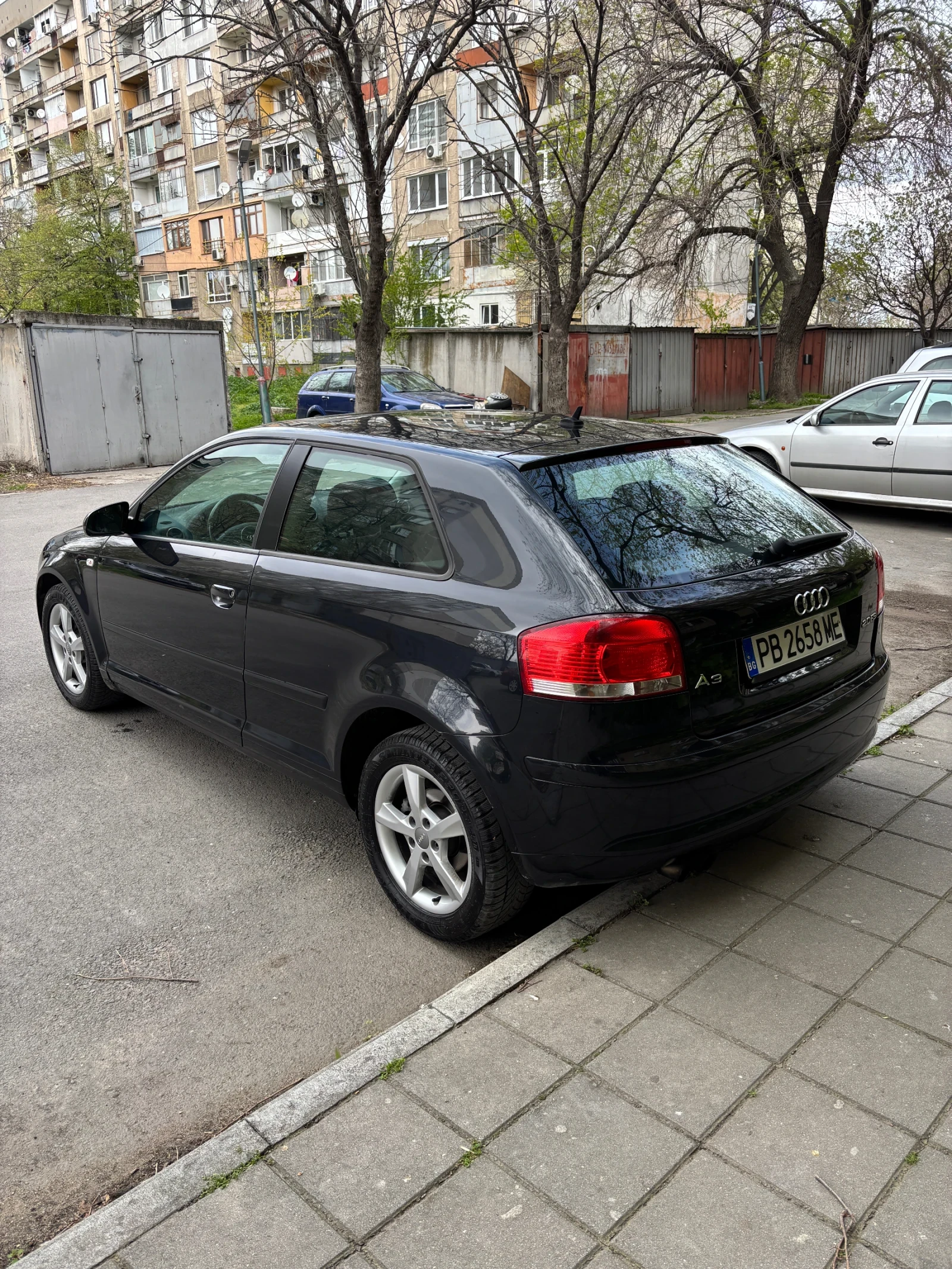 Audi A3 2.0 FSI - изображение 7