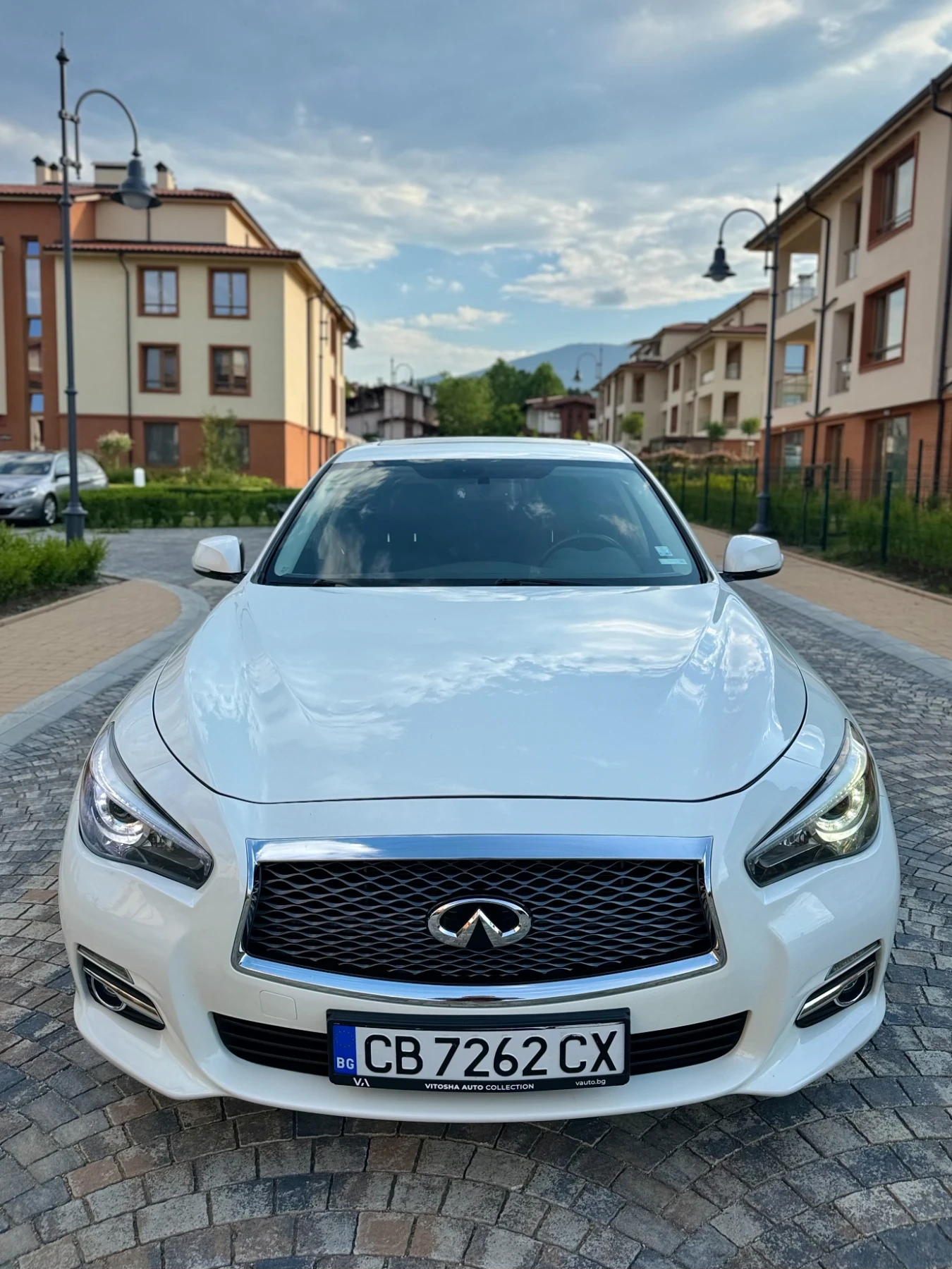 Infiniti Q50 3.0 twin turbo 4x4/300кс. - изображение 6