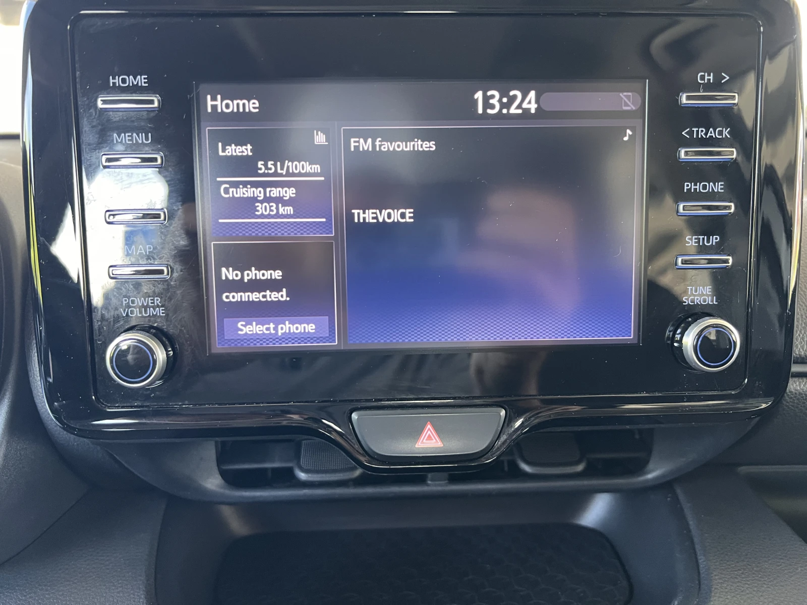 Toyota Yaris LIGHT/HYBRID/1.5vvt-i/115K.C./Е-CVT AT | Mobile.bg — изображение 13