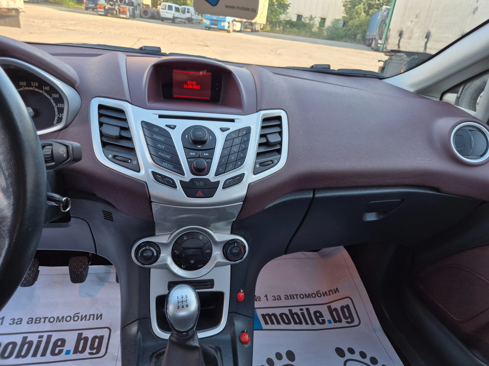 Ford Fiesta 1.4-HDI-Италия - изображение 9