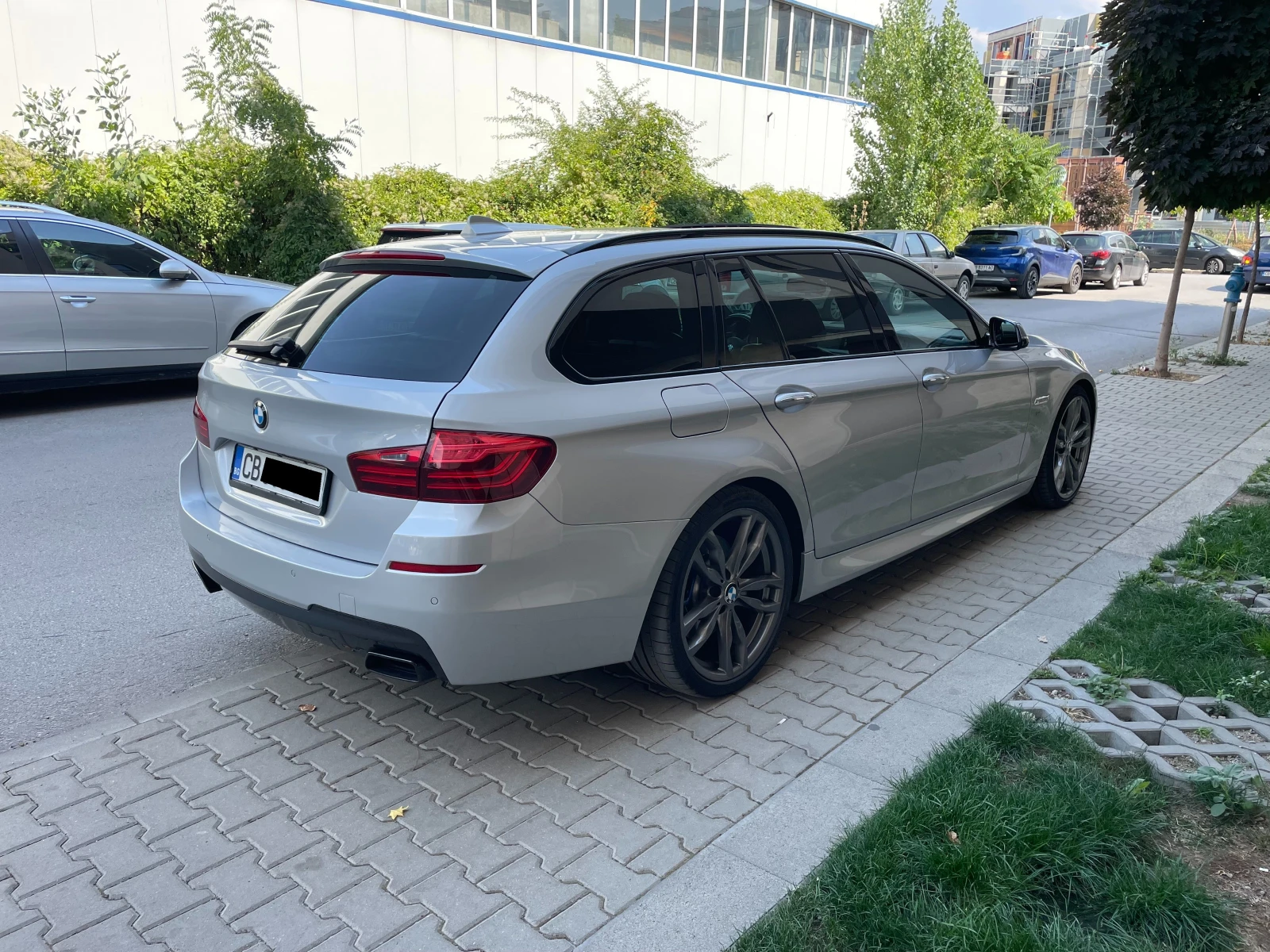 BMW 530 M550d xDrive Facelift - изображение 3