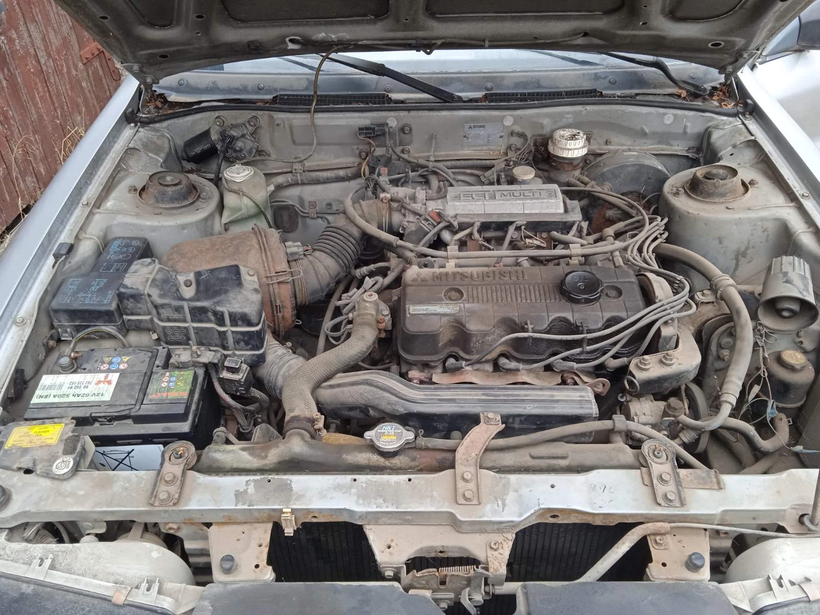 Mitsubishi Galant GLSi 1.8i - изображение 7