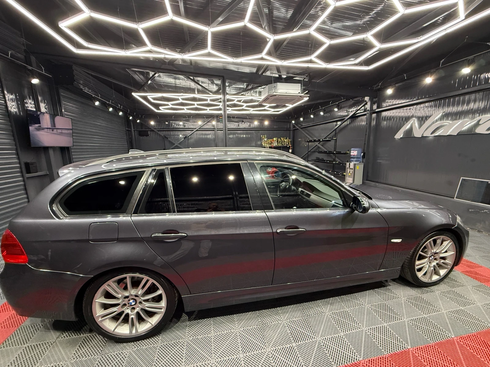 BMW 325 RWD M-PACK - изображение 6