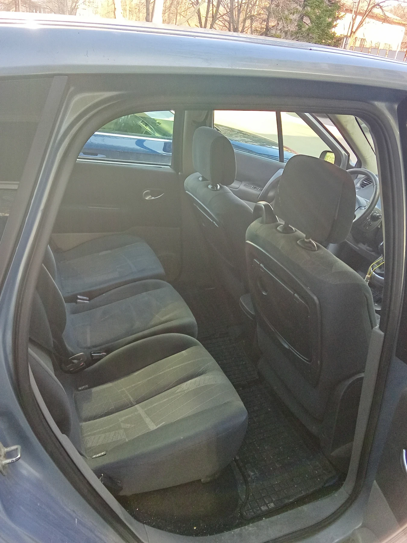 Renault Scenic, снимка 6 - Автомобили и джипове - 53442212