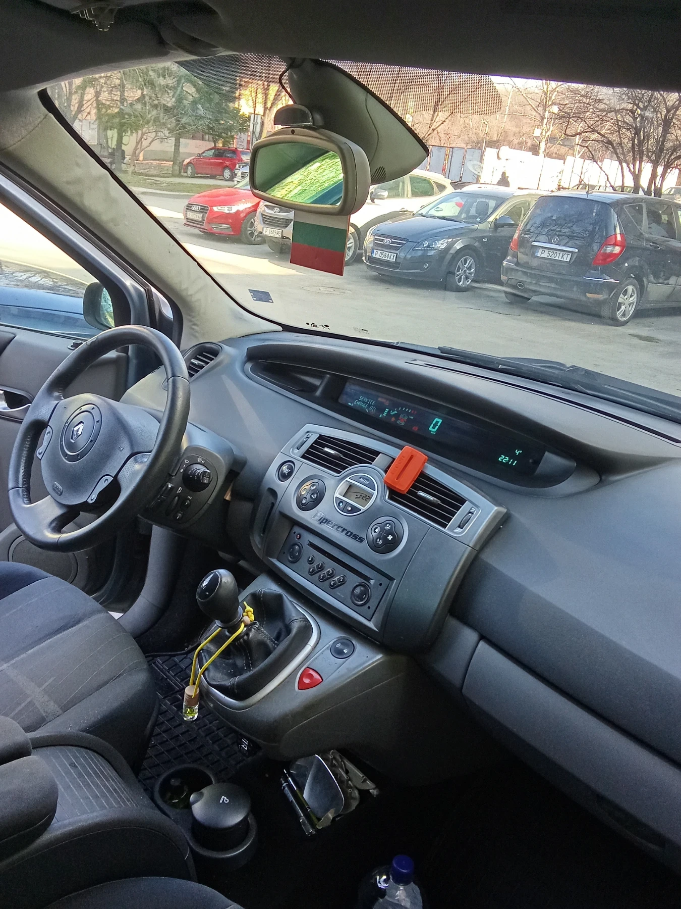 Renault Scenic, снимка 3 - Автомобили и джипове - 53442212