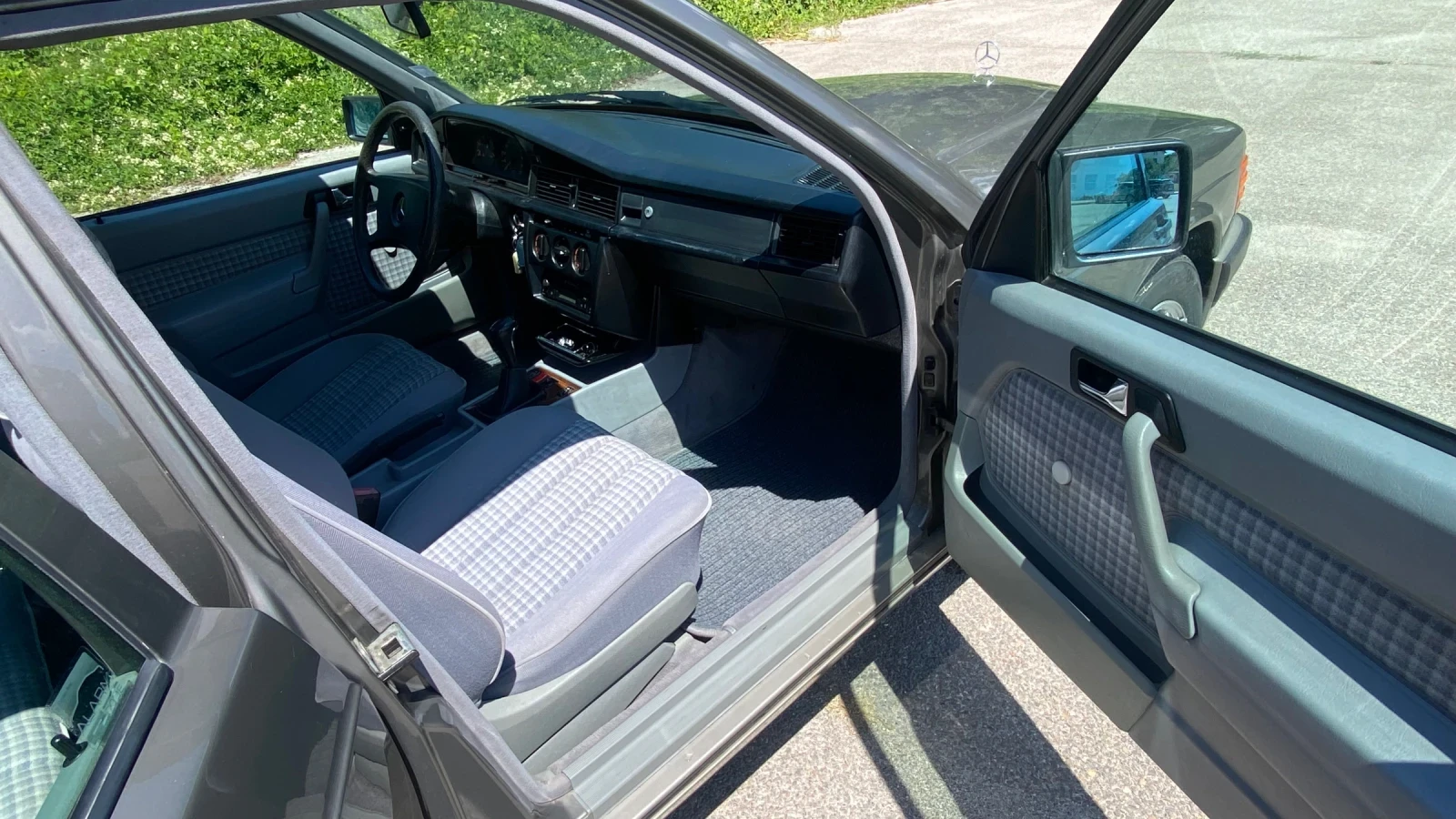 Mercedes-Benz 190  - изображение 5