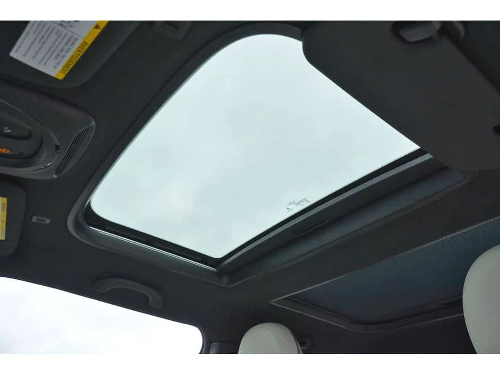 Mini Cooper Electric * Фиксирана цена до БГ * Един собственик , снимка 15 - Автомобили и джипове - 53820245