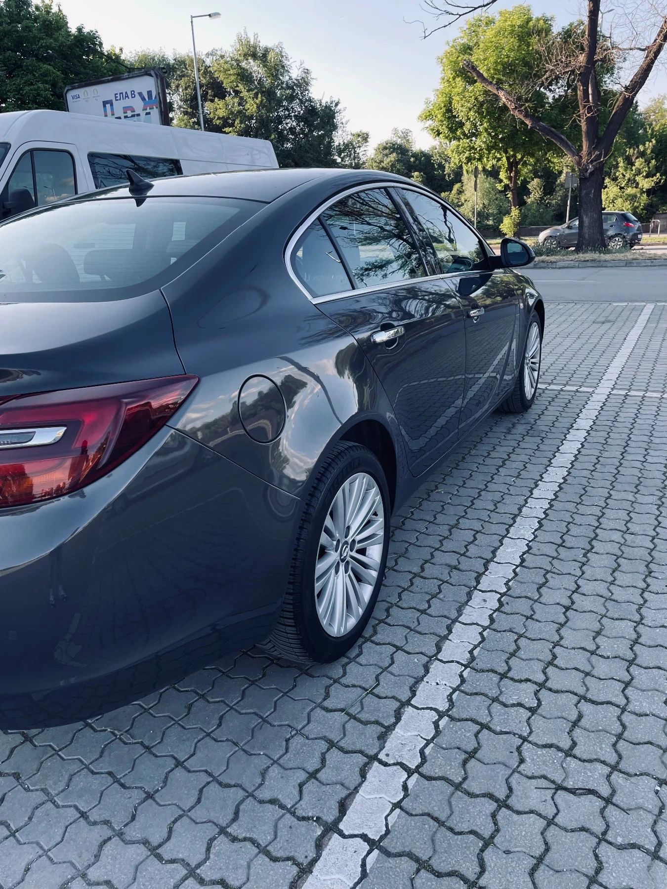 Opel Insignia, снимка 6 - Автомобили и джипове - 53872033