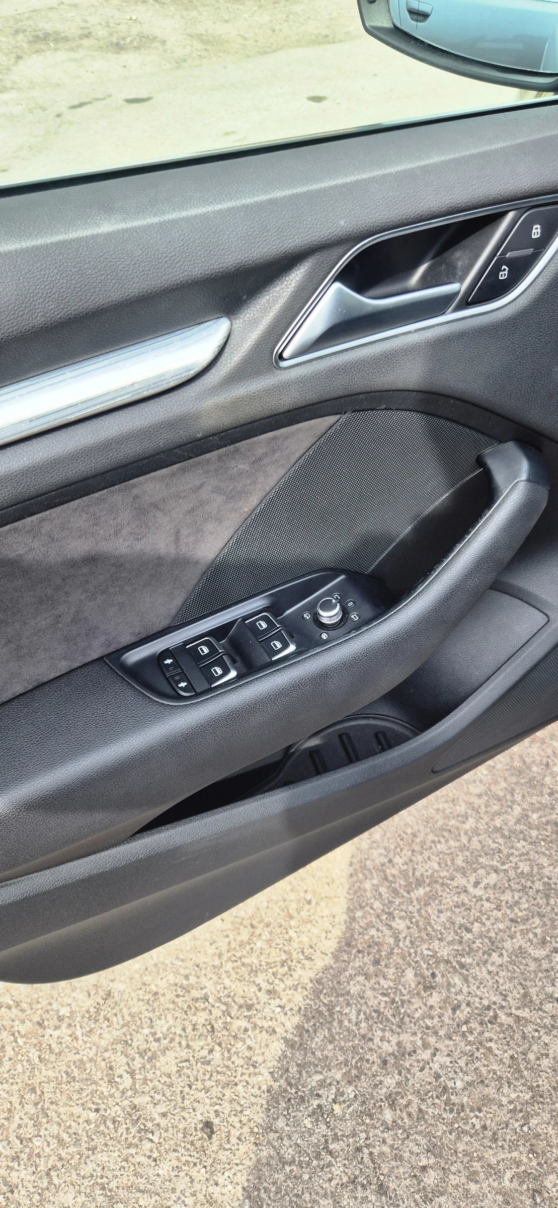 Audi A3 2.0TDI* 184KC* АВТОМАТ* НАВИ* ЛЕД, снимка 9 - Автомобили и джипове - 53912427