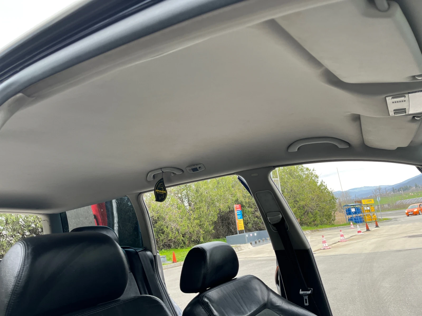 VW Passat 1.9TDI/131/AVF/6/СКОРОСТА, снимка 13 - Автомобили и джипове - 54058344