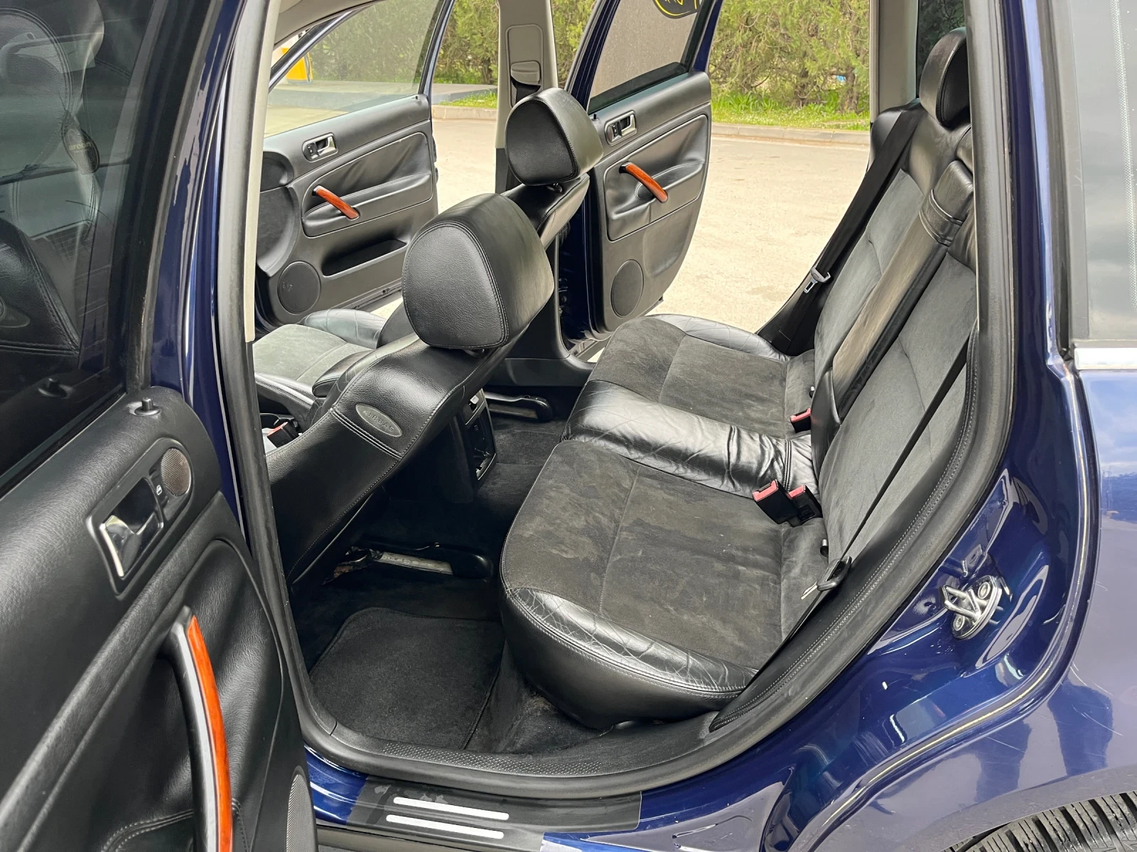 VW Passat 1.9TDI/131/AVF/6/СКОРОСТА, снимка 10 - Автомобили и джипове - 54058344