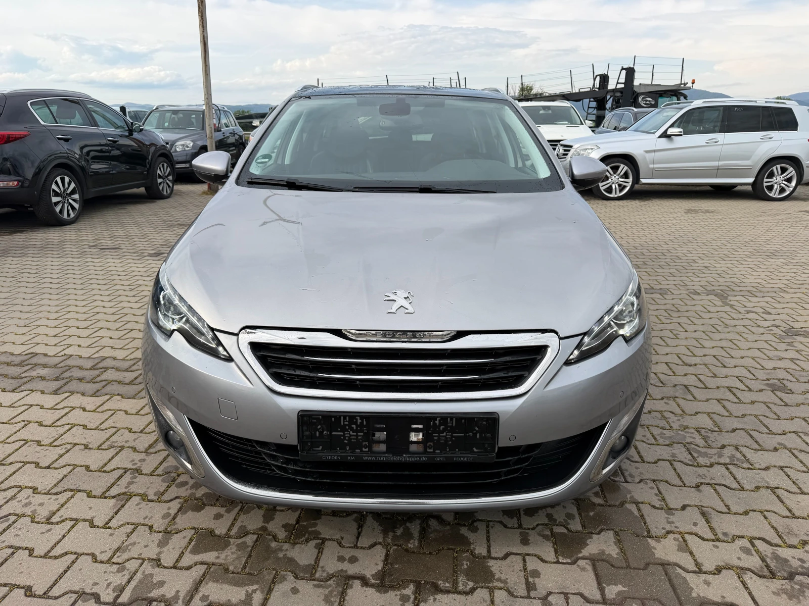 Peugeot 308 2.0HDI Allure PANORAMA/NAVI/KAMERA EURO 6, снимка 3 - Автомобили и джипове - 54366891
