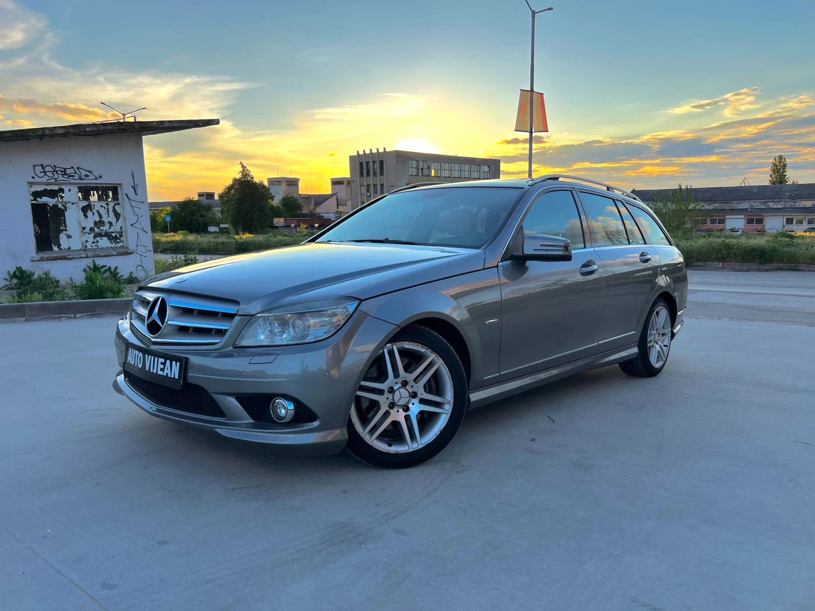 Mercedes-Benz C 350 AMG изпълнение!-224кс-4х4
