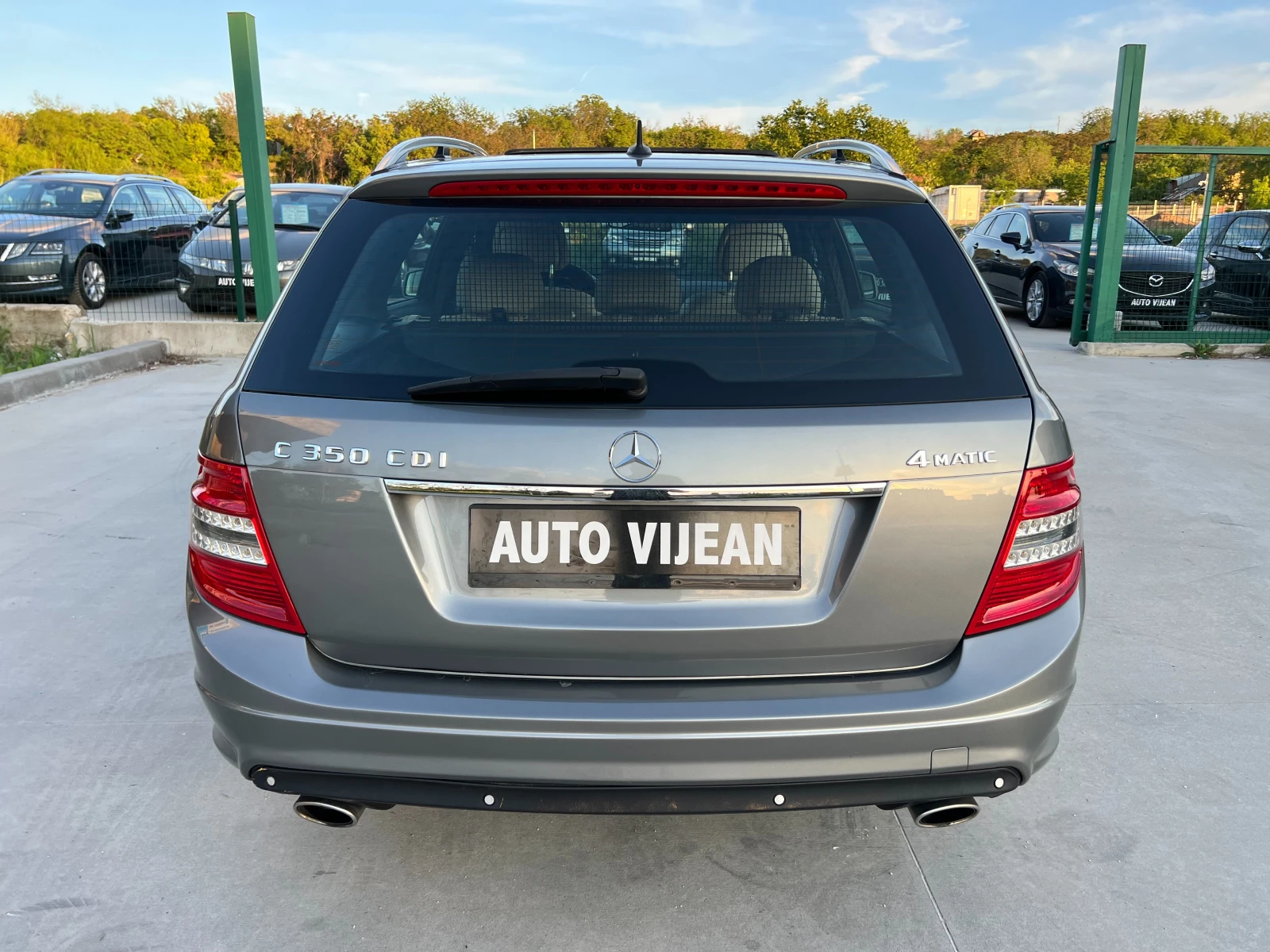 Mercedes-Benz C 350 AMG изпълнение!-224кс-4х4, снимка 5 - Автомобили и джипове - 54541410