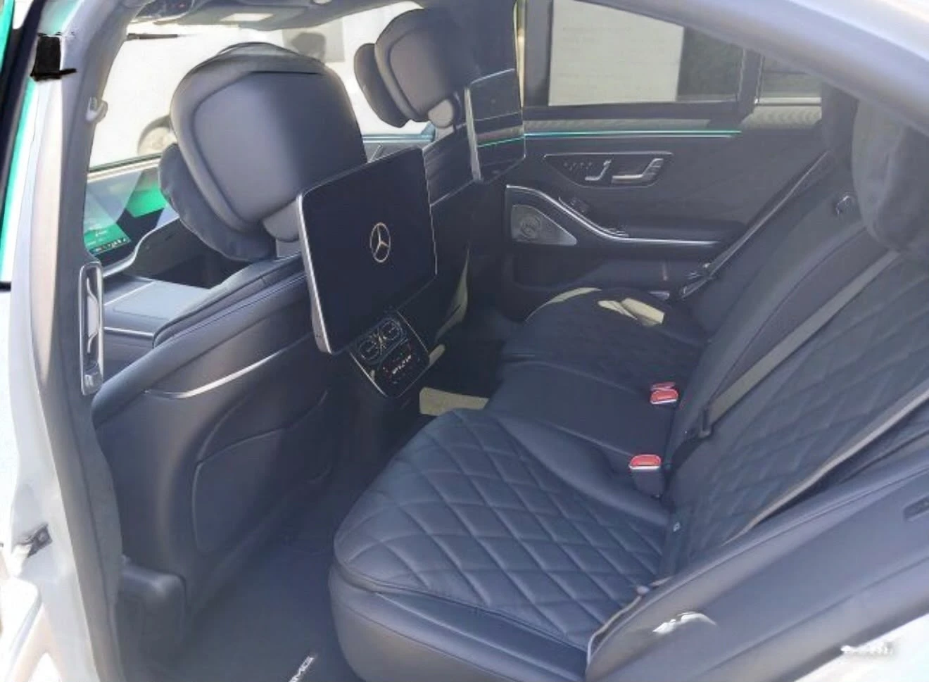 Mercedes-Benz S 580 2026* 4M* Full* AMG Sound* E Active Body C* Лизинг, снимка 12 - Автомобили и джипове - 54765706