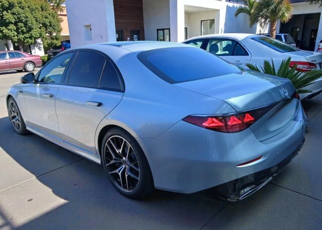 Mercedes-Benz S 580 2026* 4M* Full* AMG Sound* E Active Body C* Лизинг, снимка 4 - Автомобили и джипове - 54765706