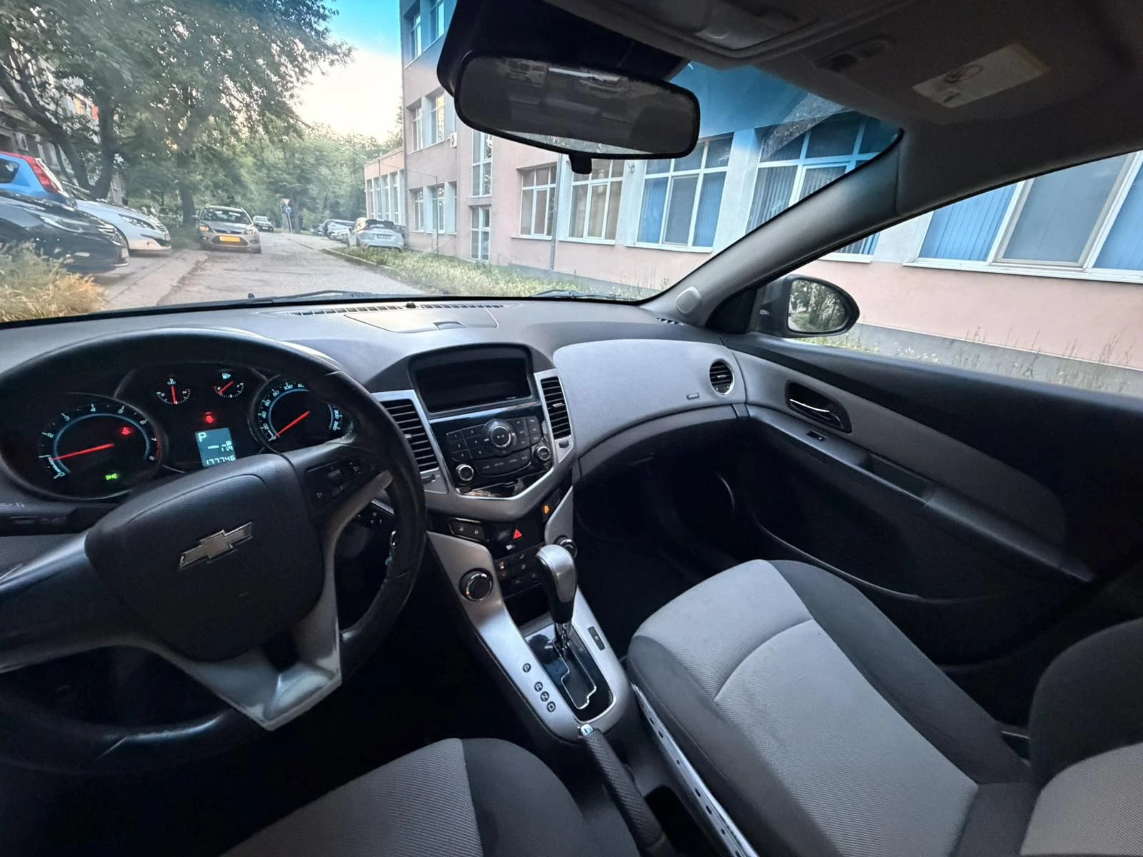 Chevrolet Cruze, снимка 12 - Автомобили и джипове - 54921889