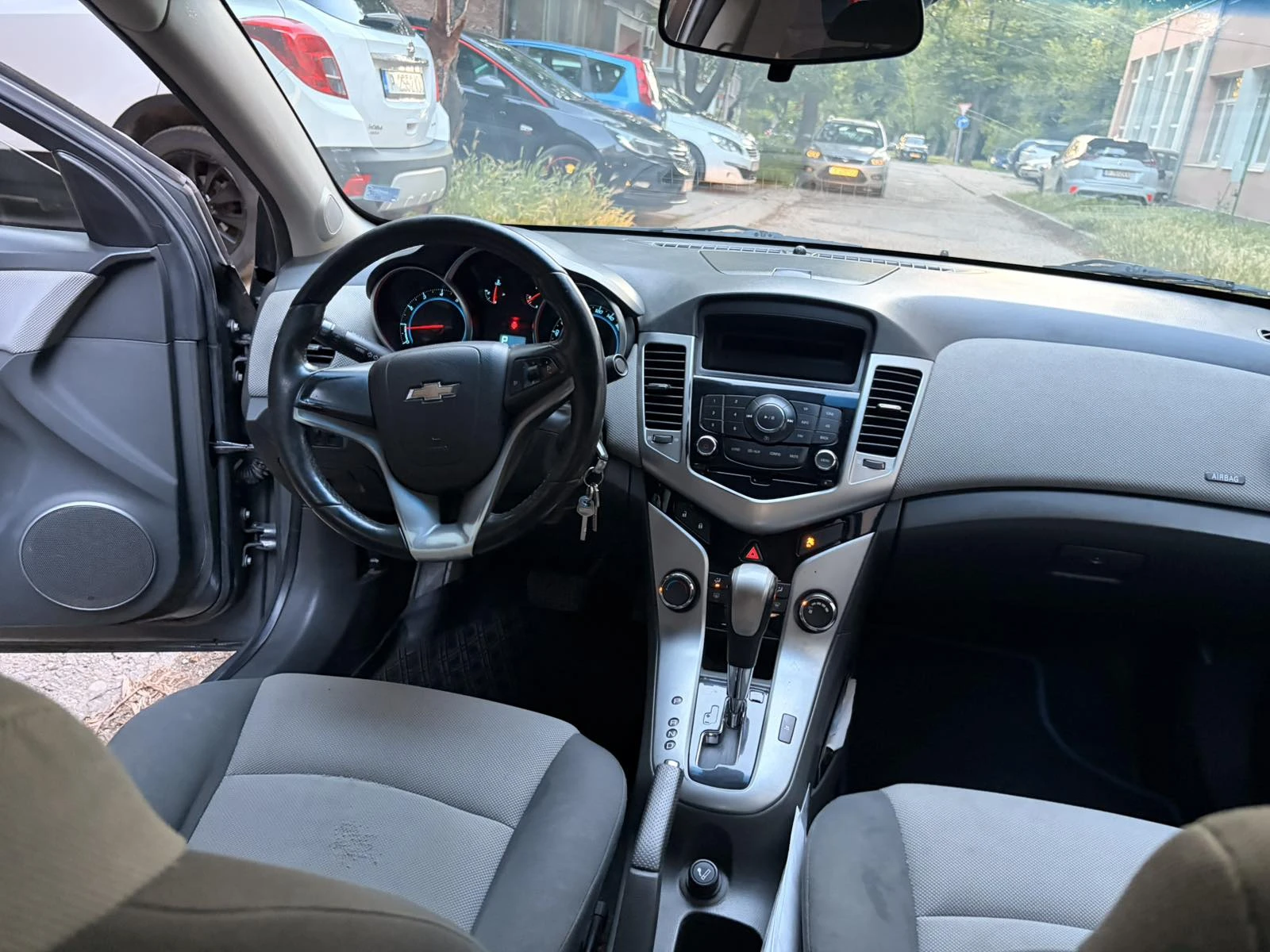 Chevrolet Cruze, снимка 11 - Автомобили и джипове - 54921889