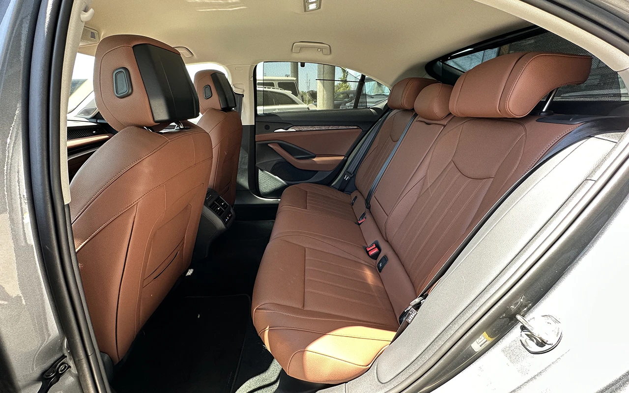 Skoda Superb 2.0 TSI 4X4 Laurin & Klement, снимка 6 - Автомобили и джипове - 55739171