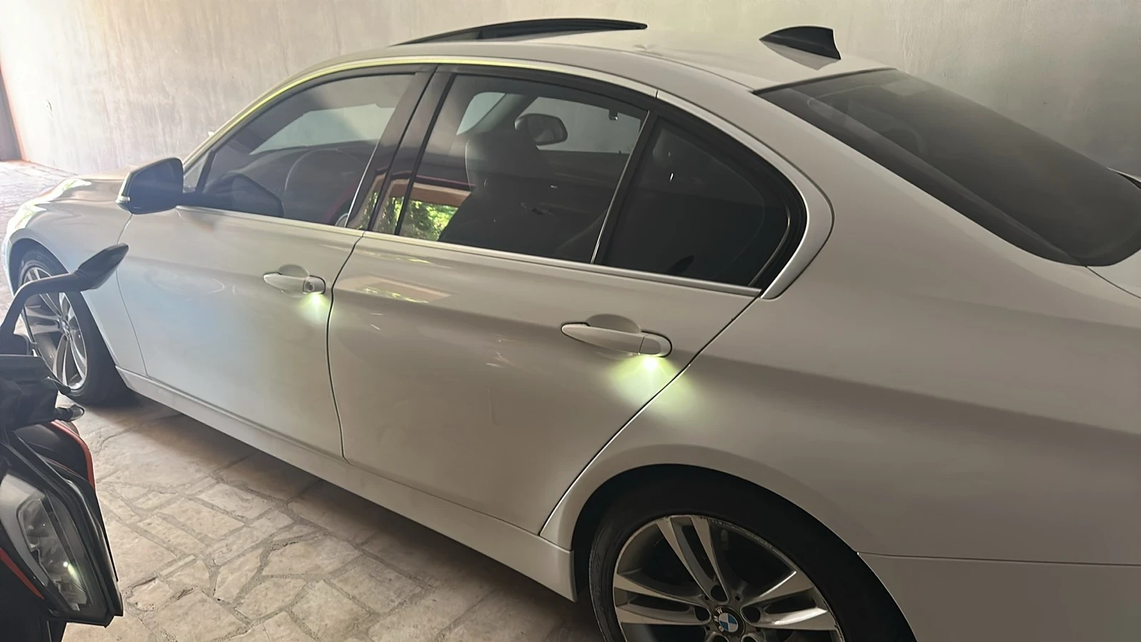 BMW 335 ? BMW 335i | 3.0 БЕНЗИН | 306 К.С. | ZF 8HP | RWD, снимка 4 - Автомобили и джипове - 55953911