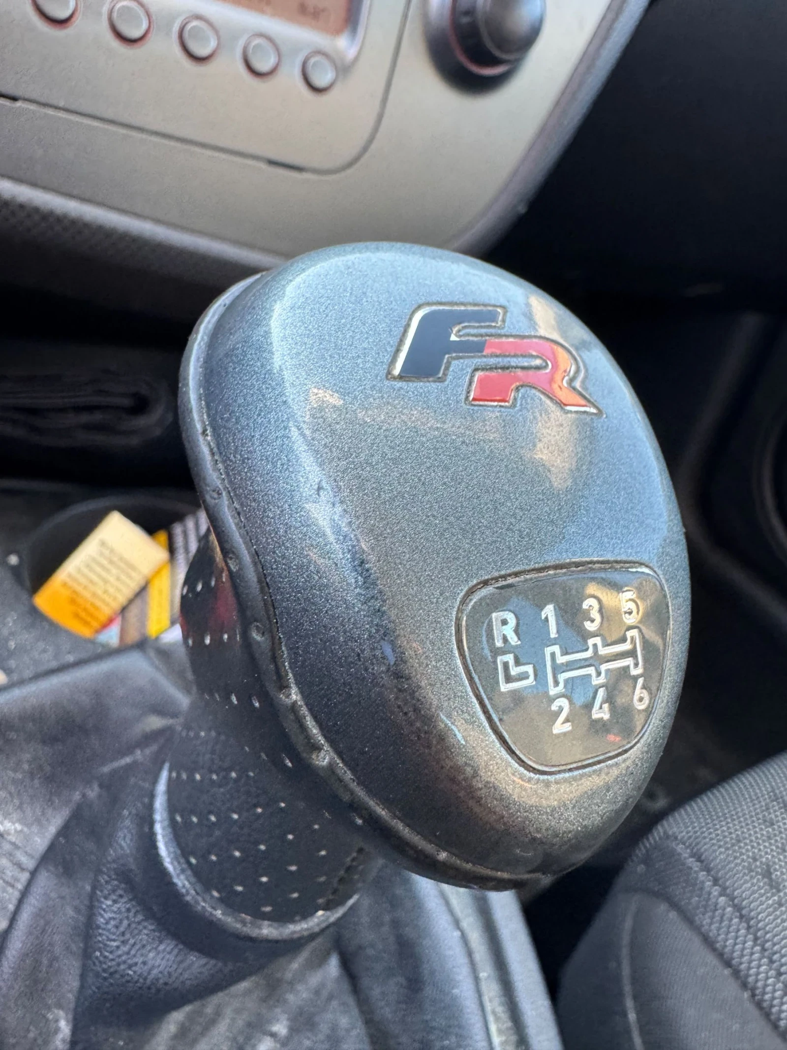 Seat Leon 2.0TFSI FR, снимка 13 - Автомобили и джипове - 56105413
