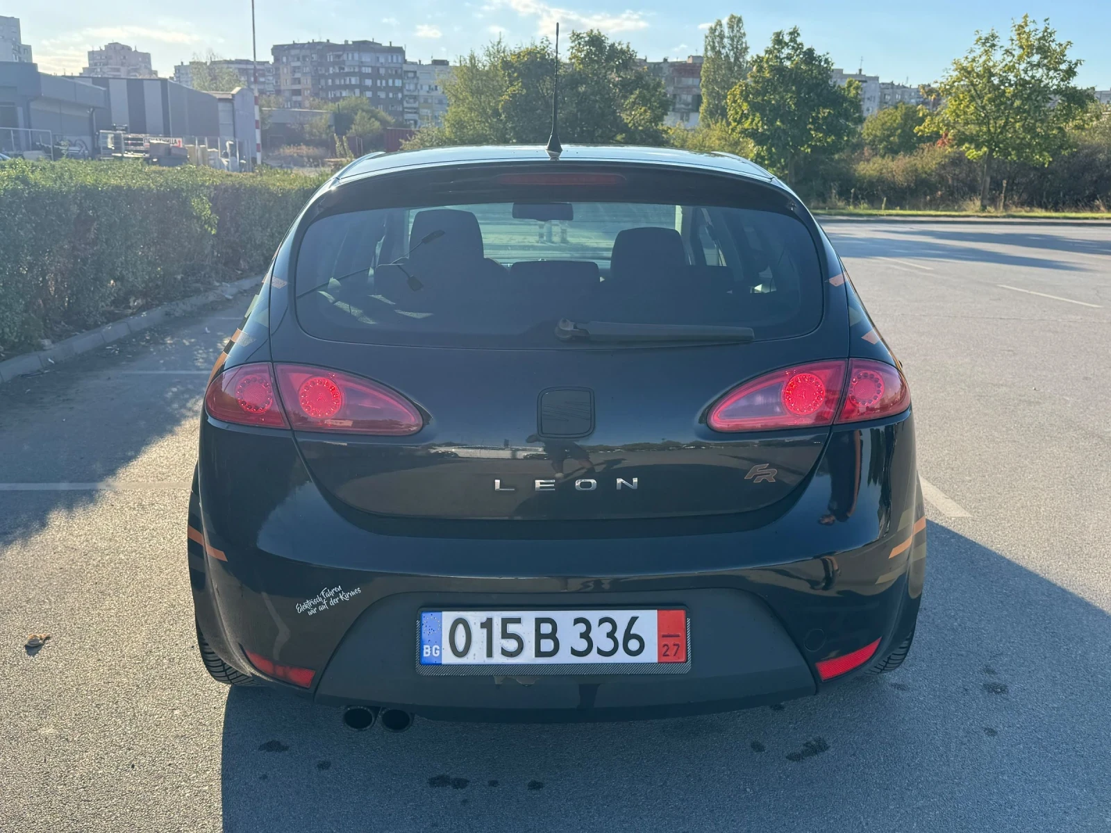 Seat Leon 2.0TFSI FR, снимка 3 - Автомобили и джипове - 56105413