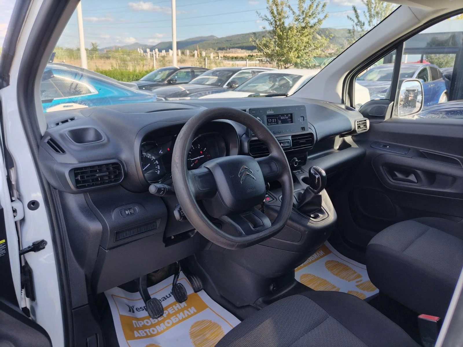 Citroen Berlingo 1.5HDI/102к.с., снимка 11 - Автомобили и джипове - 56130450