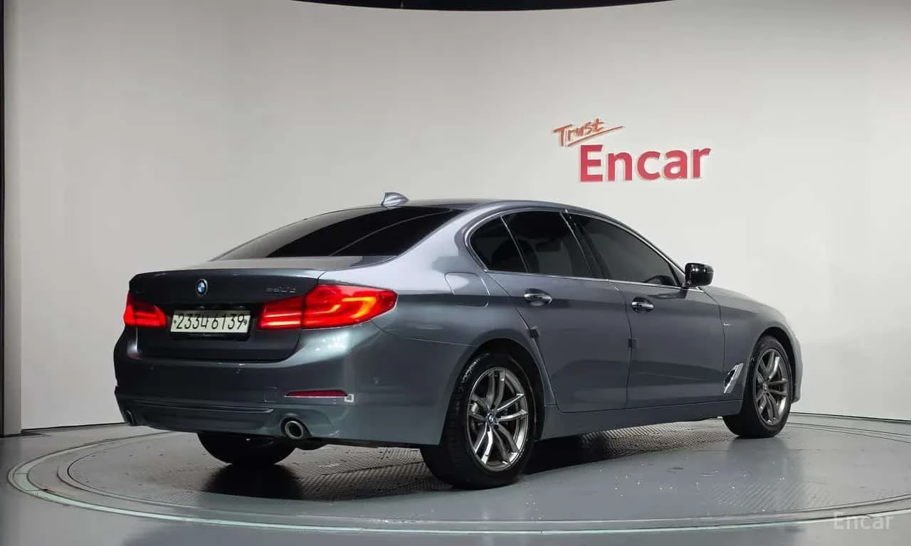 BMW 520 * 520d xDrive Luxury Plus * ���� �� �� | Mobile.bg � ����������� 2