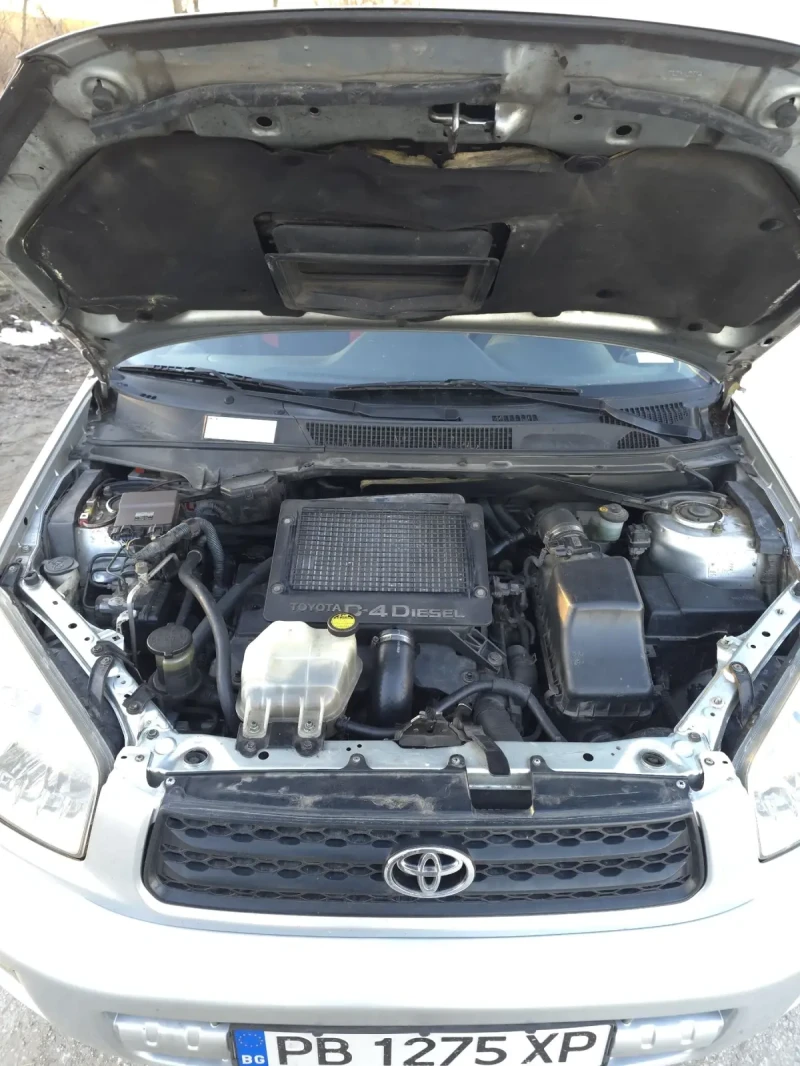 Toyota Rav4 D4D, снимка 5 - Автомобили и джипове - 48784552