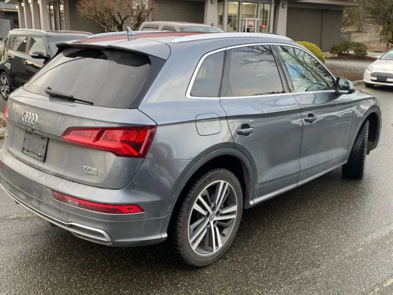 Audi Q5 Technik* S-line* Подгрев* Пано, снимка 3 - Автомобили и джипове - 52317868