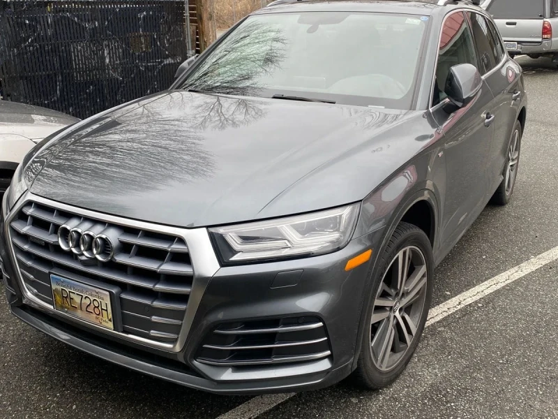 Audi Q5 Technik* S-line* Подгрев* Пано