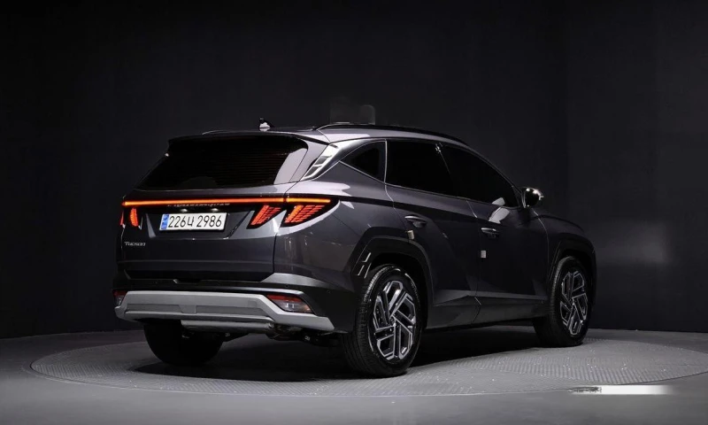 Hyundai Tucson Gasoline 1.6 Turbo 2WD Premium, снимка 2 - Автомобили и джипове - 52046399