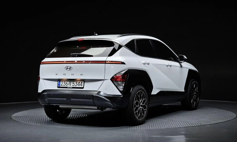 Hyundai Kona Gasoline 1.6 Turbo 2WD Premium, снимка 2 - Автомобили и джипове - 52113245