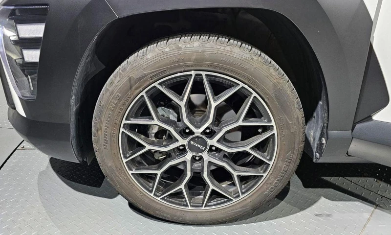 Hyundai Kona Gasoline 1.6 Turbo 2WD Premium, снимка 5 - Автомобили и джипове - 52113245