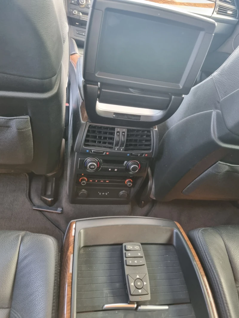 BMW X6 4.4 benzin, снимка 14 - Автомобили и джипове - 53573466