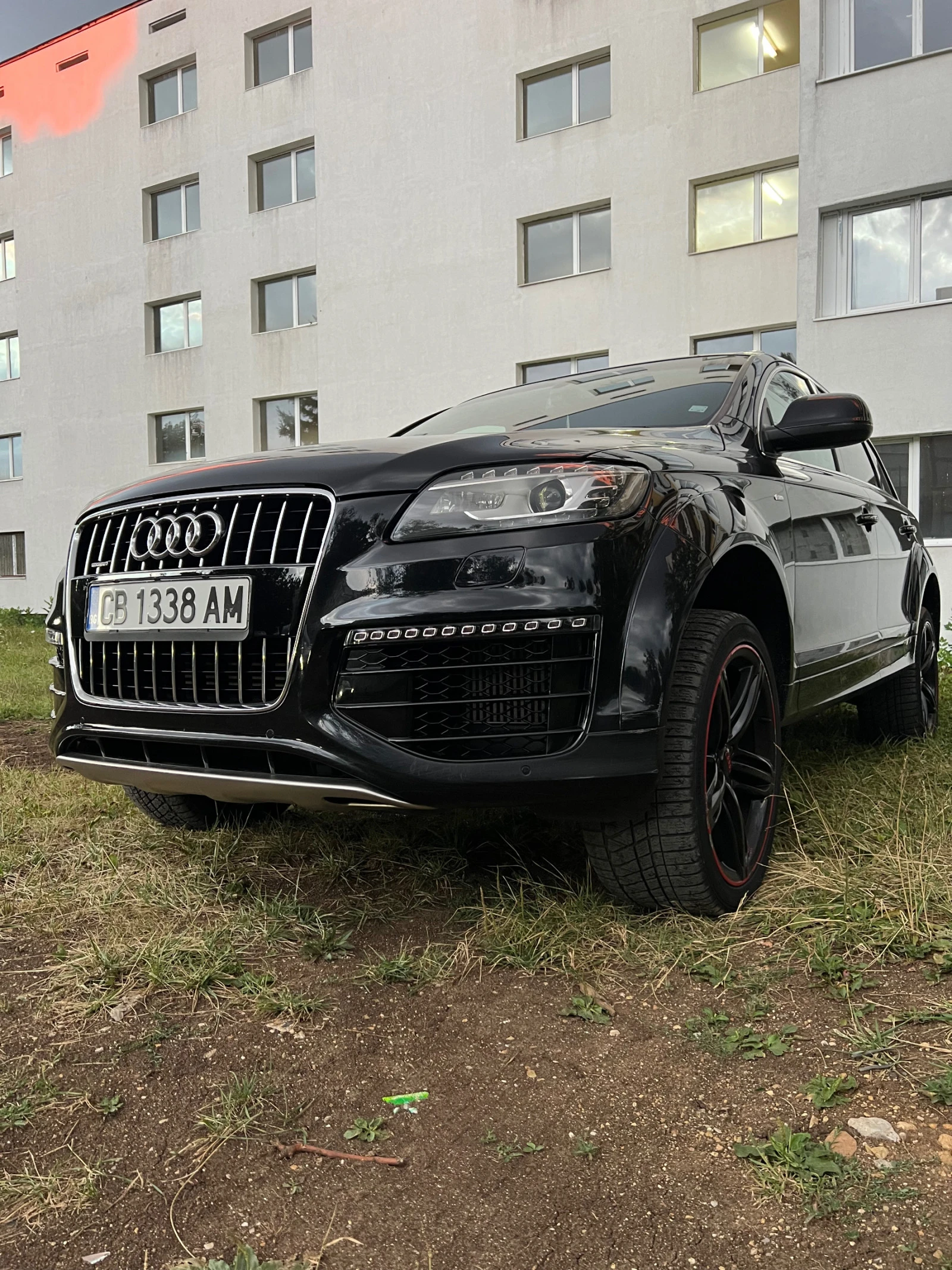 Audi Q7 S-Line Quattro - изображение 8