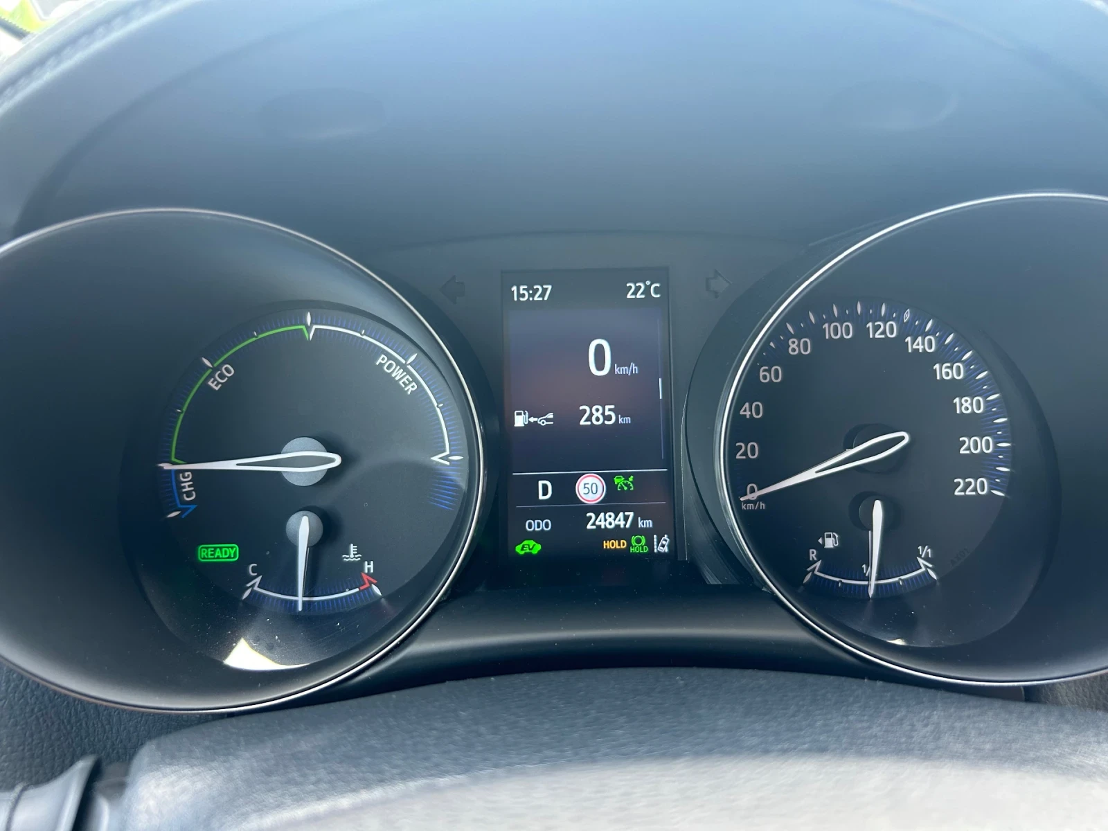 Toyota C-HR 2.0 Hybrid - изображение 6
