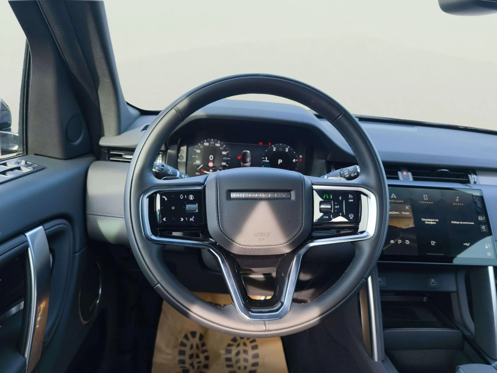 Land Rover Discovery Sport 2.0 - изображение 10