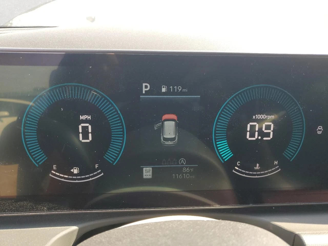 Hyundai Tucson, снимка 9 - Автомобили и джипове - 54079429