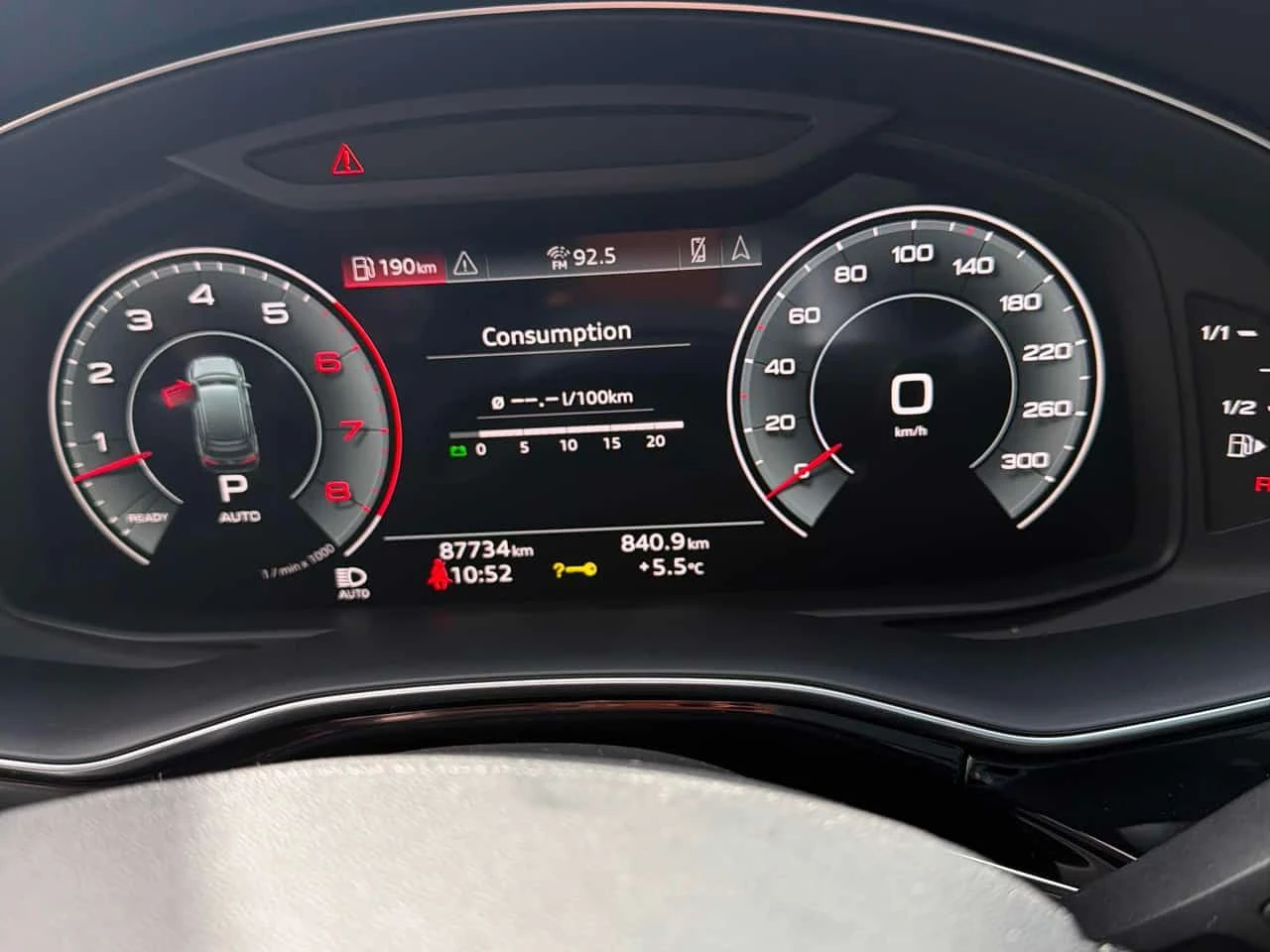 Audi Q7 * Progressiv * B&O * ОБДУХВАНЕ * ПАНО * 2 КЛЮЧА * , снимка 8 - Автомобили и джипове - 54092760