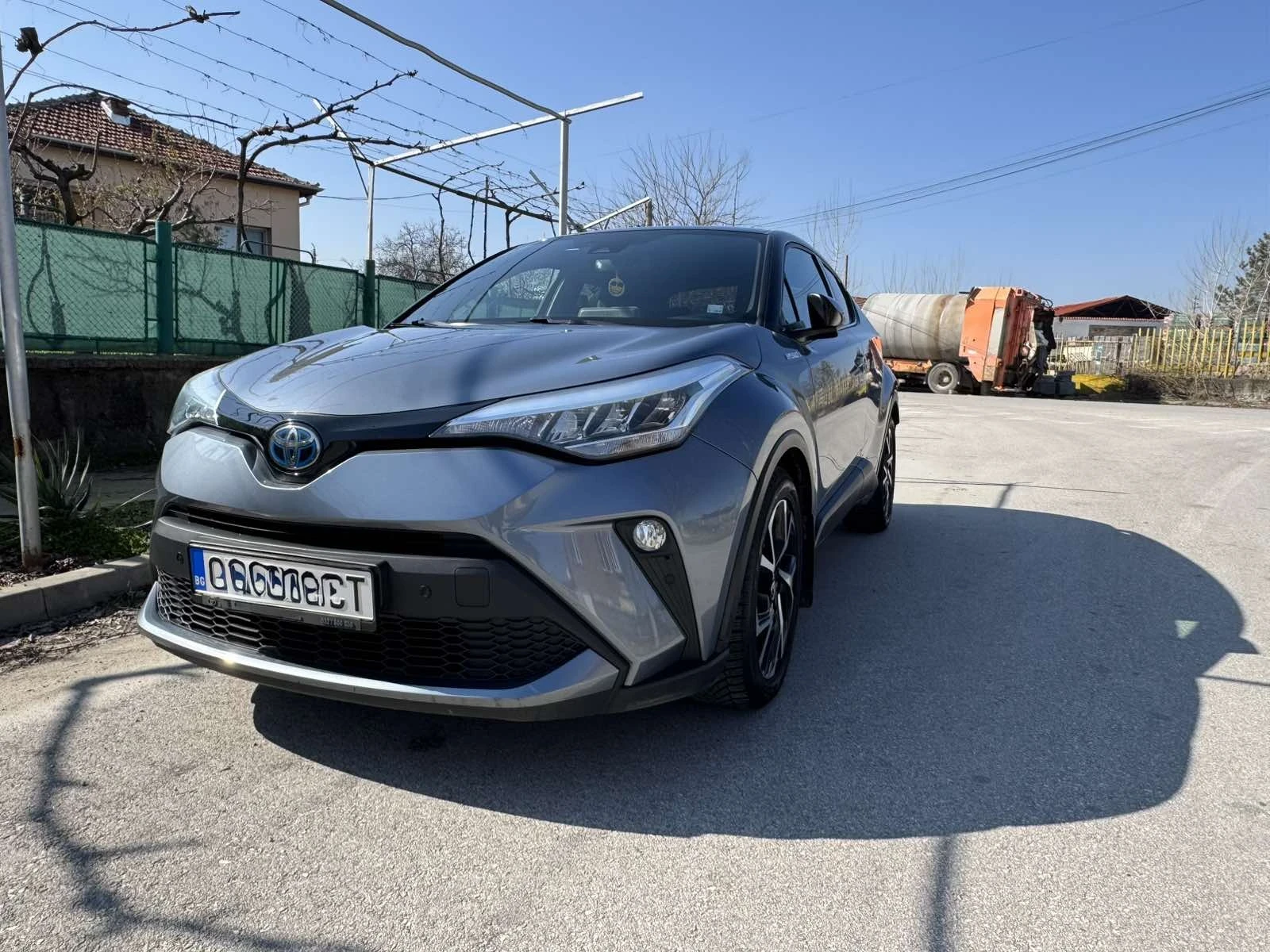 Toyota C-HR, снимка 2 - Автомобили и джипове - 54625425