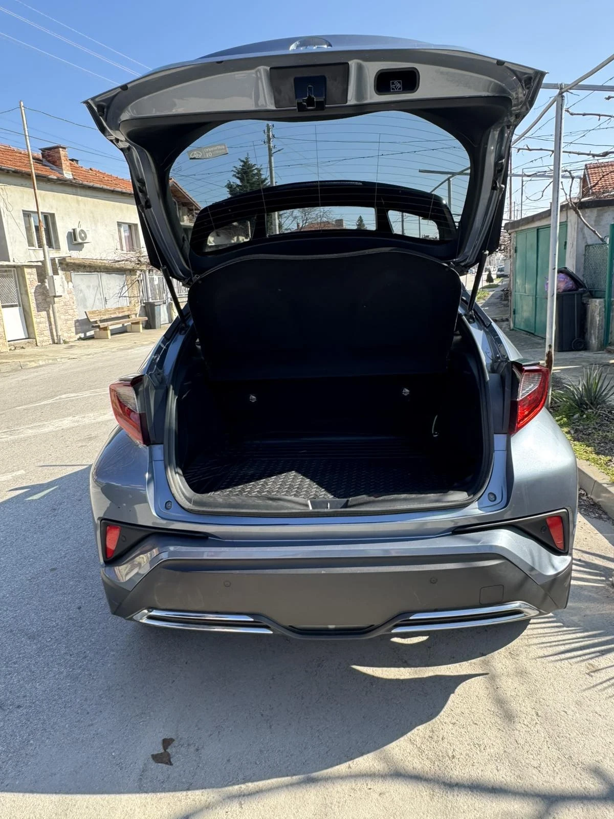 Toyota C-HR, снимка 15 - Автомобили и джипове - 54625425