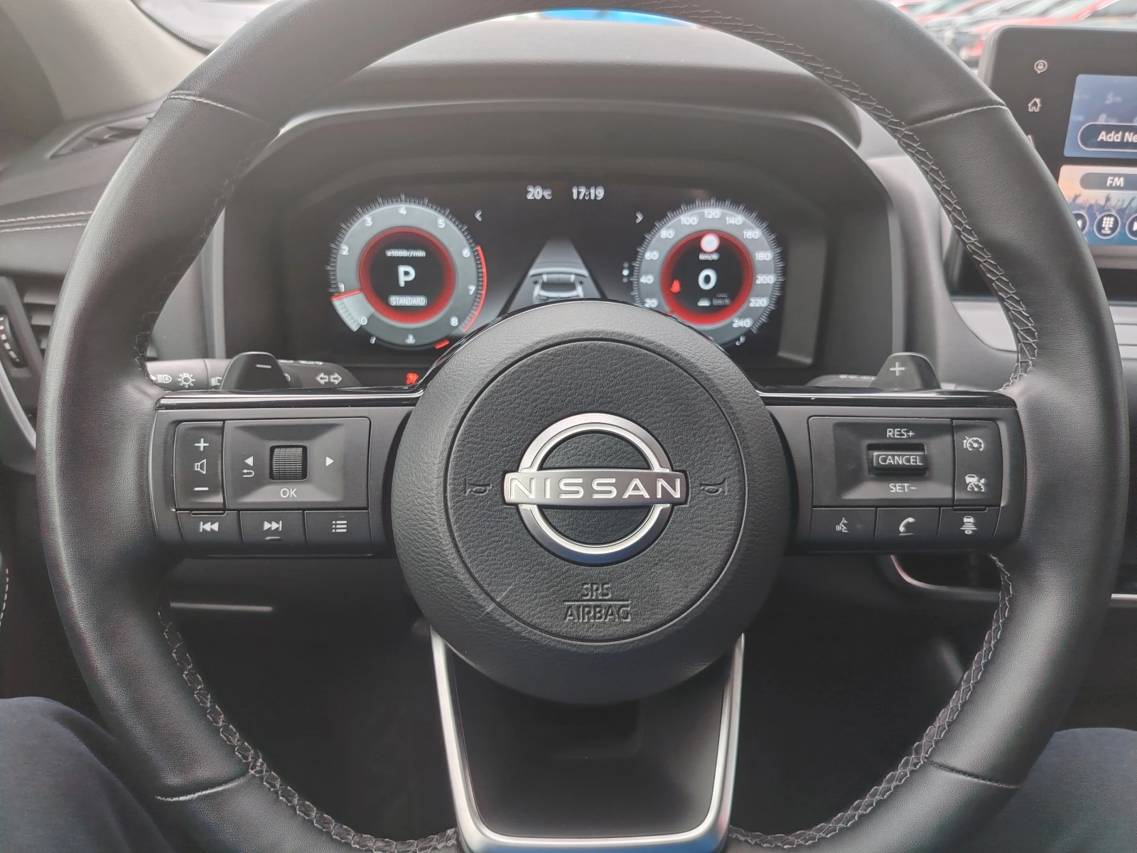 Nissan Qashqai N-Connecta, снимка 5 - Автомобили и джипове - 54640830