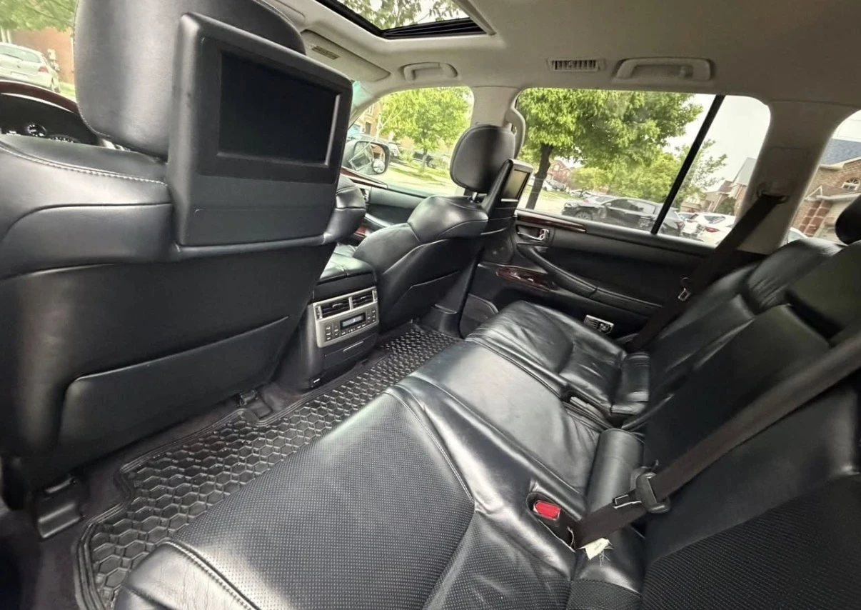 Lexus LX 570 MARK LEVINSON/РЕВИЗИРАНО ОКАЧВАНЕ/СЕРВИЗНА ИСТОРИЯ, снимка 10 - Автомобили и джипове - 54682412