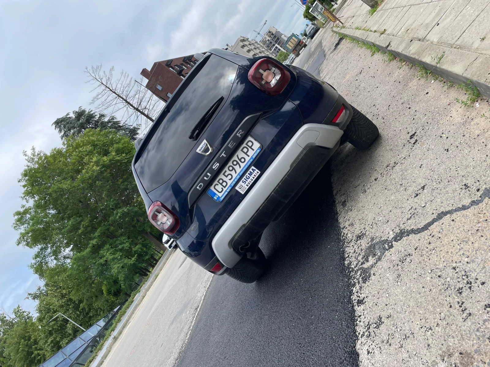 Dacia Duster 1.5dCi, снимка 8 - Автомобили и джипове - 54922377