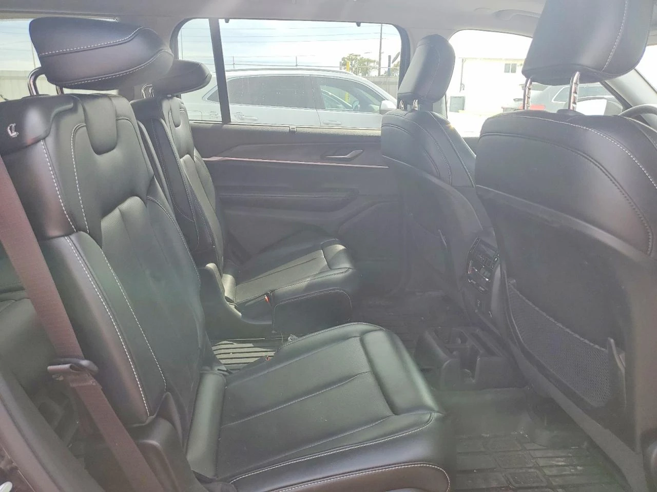 Jeep Grand cherokee 3.6l L Limited, снимка 11 - Автомобили и джипове - 55891941