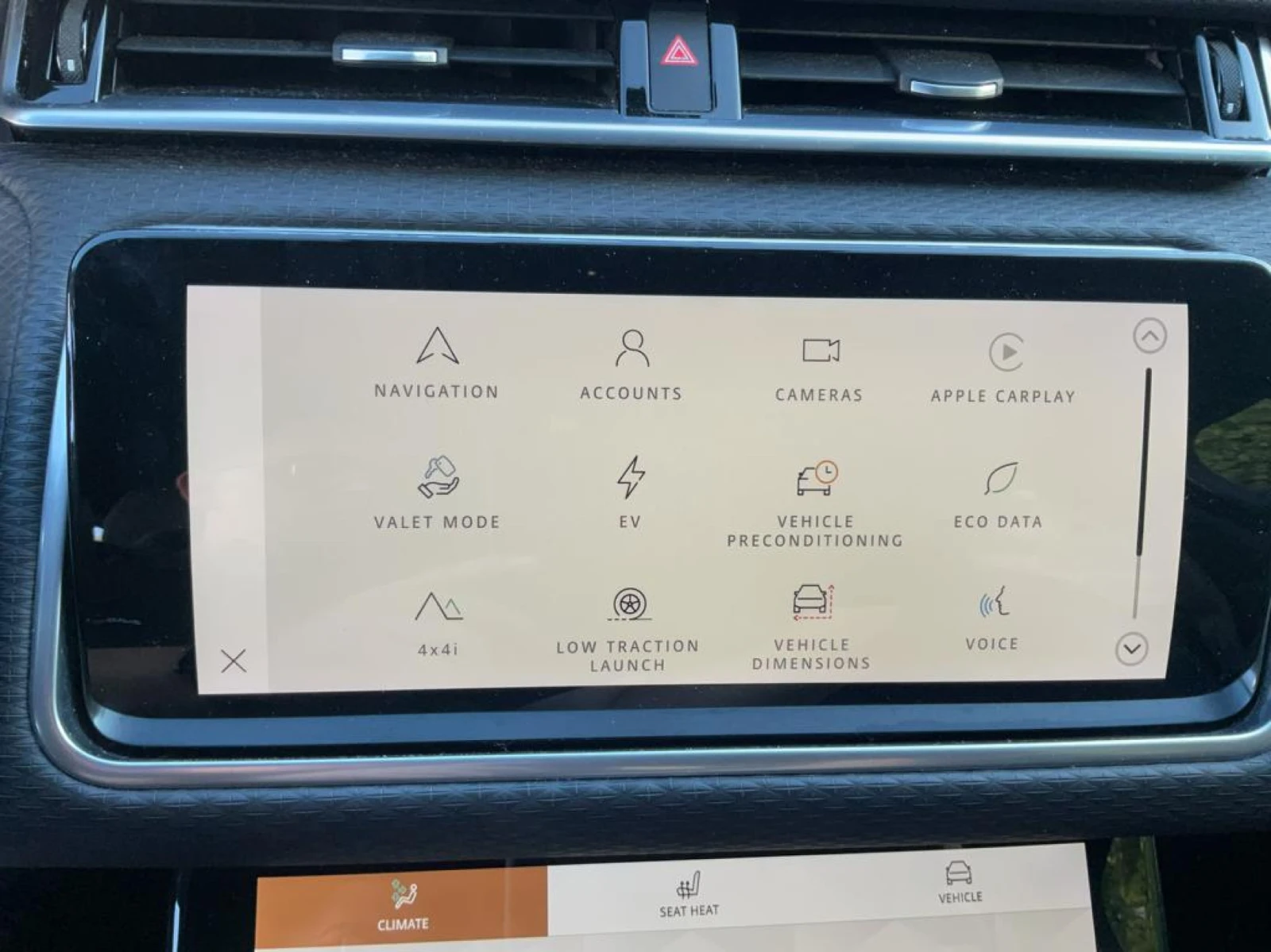 Land Rover Range Rover Velar P400e AWD LED Navi Clima Leather, снимка 16 - Автомобили и джипове - 56198694